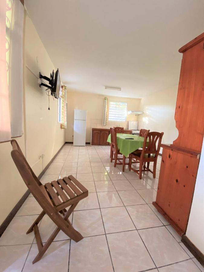 Fefe Apartment Vieux-Habitants Exterior photo